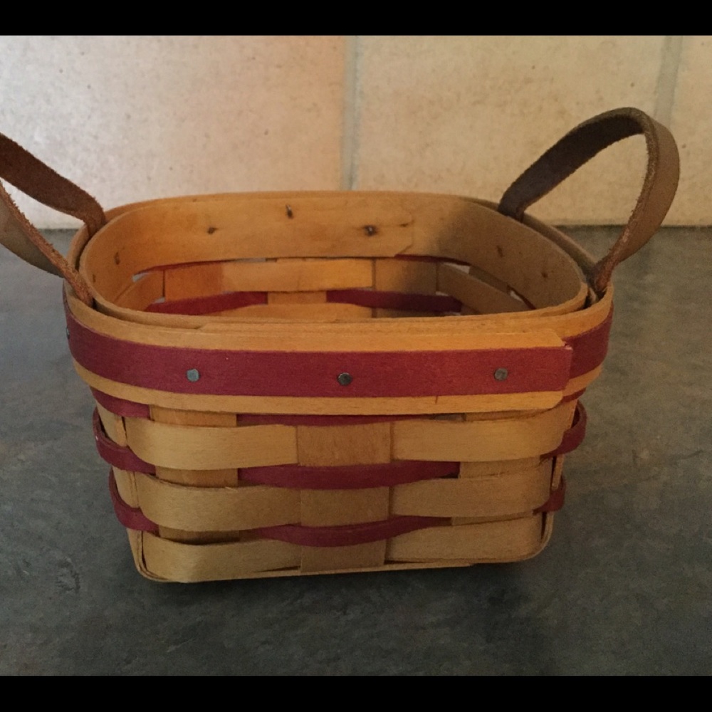 ❤️VALENTINE’S DAY 1996  BASKET BY CARNATION💗💕💞VINTAGE EUC💝❤️💝❤️💝❤️💝FINAL - Picture 2 of 7